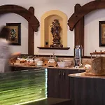 Alpenhotel Fernau Нойштифт-им-Штубайталь