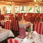 Hotel Alpenhotel Fernau 4*