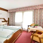 Отель Alpenhotel Fernau