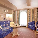 Alpenhotel Fernau Отель 4*