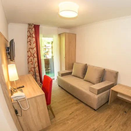فندق Alpenhotel Fernau نيوستيف ام ستوبيتا