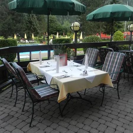 Отель Alpenhotel Fernau 4*