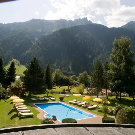 Alpenhotel Fernau Отель