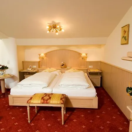 Alpenhotel Fernau Отель 4*