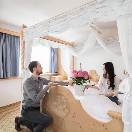 Ξενοδοχείο Alpenhotel Fernau 4*