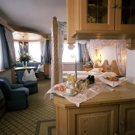Alpenhotel Fernau 4*